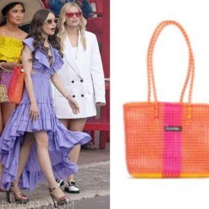 Emily in Paris Season 2  Carel Paris Scoubidou Tote Bag Lily Collins
